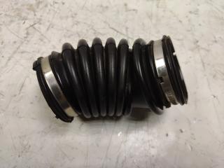 патрубок воздушного фильтра Ford Focus 2 поколение [рестайлинг] 2009, 1.8 л., бензин, МКПП, 6743538