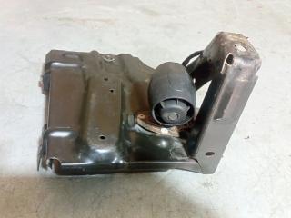 полка аккумулятора Toyota Aygo 1 поколение (2005 - 2008), 1.0 л., бензин