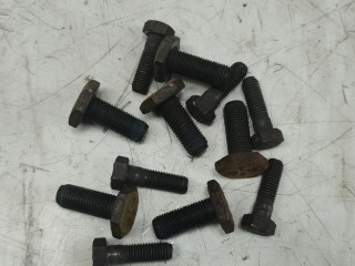 болт Chevrolet Cruze 1 поколение 2010, 1.8 л., бензин, МКПП