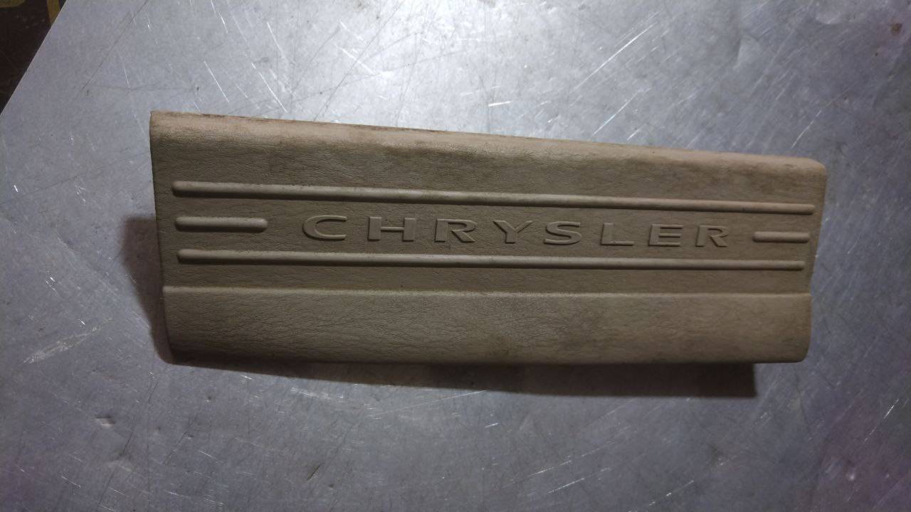 накладка на порог внутренняя Chrysler Pacifica 1 поколение (2003 - 2008), 13963L, 0TW33TRMAE - фото №1