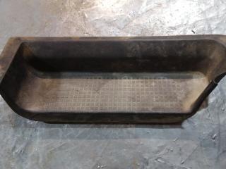 пластик Volkswagen Transporter T4 (1990 - 2003), 705863736B