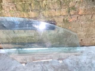 стекло двери передней правой Toyota Corolla Verso 1 поколение [рестайлинг] 2007