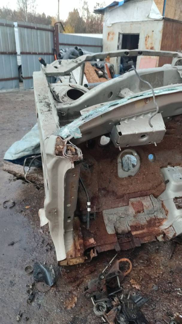 лонжерон левый Chrysler Pacifica 1 поколение (2003 - 2008) - фото №1