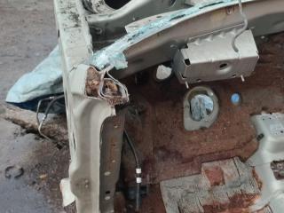 лонжерон левый Chrysler Pacifica 1 поколение (2003 - 2008)