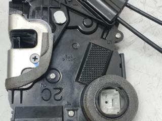 замок двери передней правой Toyota Yaris XP9 (2005 - 2009)