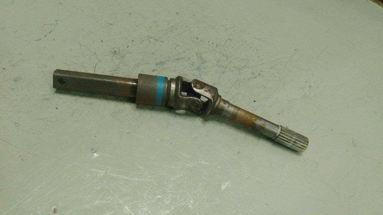 рулевой карданчик Ford Transit Connect 1 поколение 2006 - фото №1