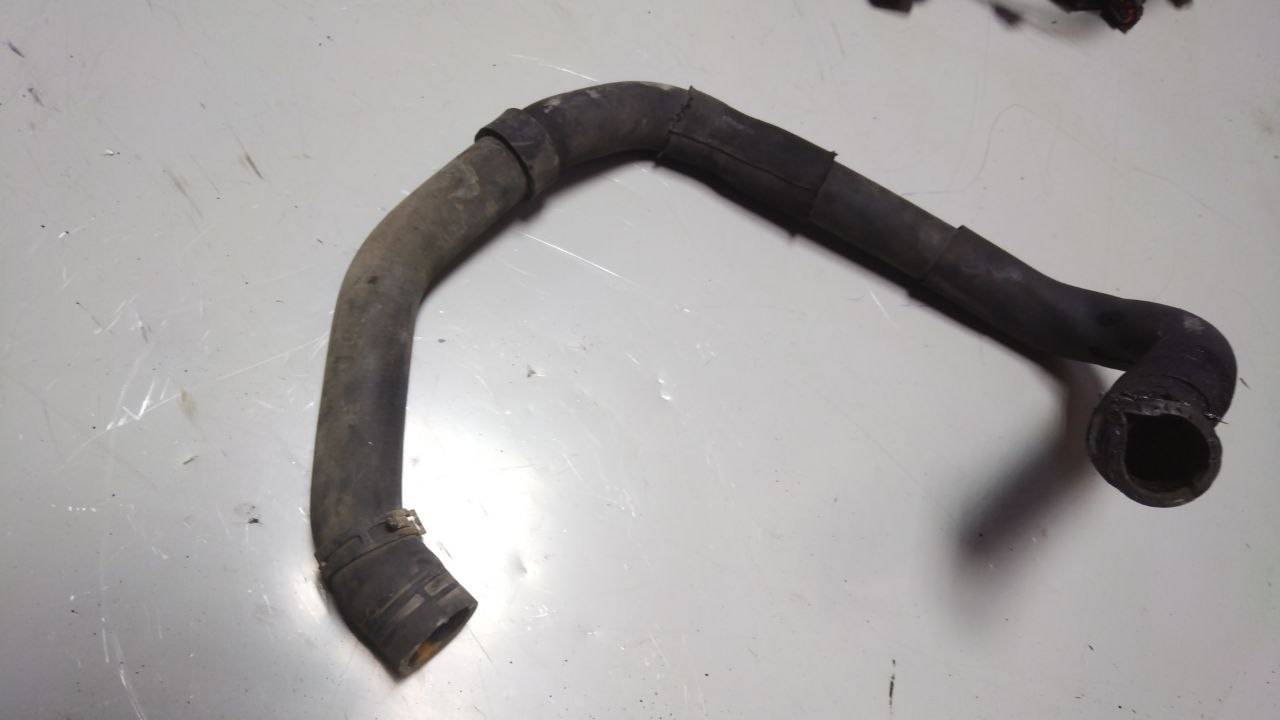 трубка охлаждающей жидкости Dodge Caravan 4 поколение (2000 - 2007), 2.8 л., дизель - фото №1