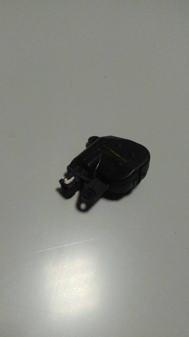 моторчик заслонки печки Dodge Caravan 4 поколение (2000 - 2007), 04885465AA, 58024E - фото №1