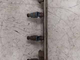 топливная рампа Volkswagen Touran 1 поколение (2003 - 2006), 1.8 л., бензин, АКПП, F01R00P108, 002152, 06A133651T