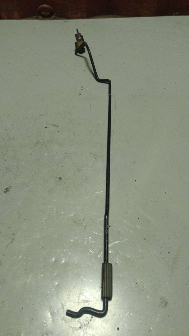 держатель капота Dodge Caravan 4 поколение (2000 - 2007) - фото №1