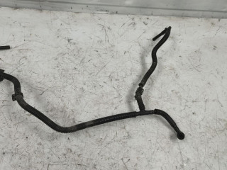 трубка топливная Cadillac CTS 1 поколение (2002 - 2007), 2.8 л., бензин, АКПП, задний привод