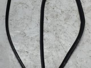 Уплотнитель стекла Peugeot Partner 1 поколение (M59) [рестайлинг] 2004