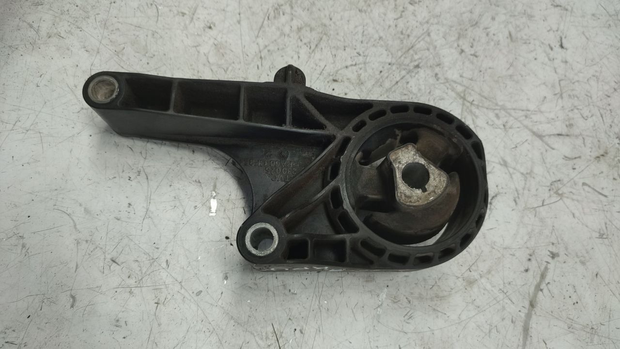 подушка крепления двигателя Chevrolet Cruze 1 поколение 2010, 1.8 л., бензин, МКПП - фото №1