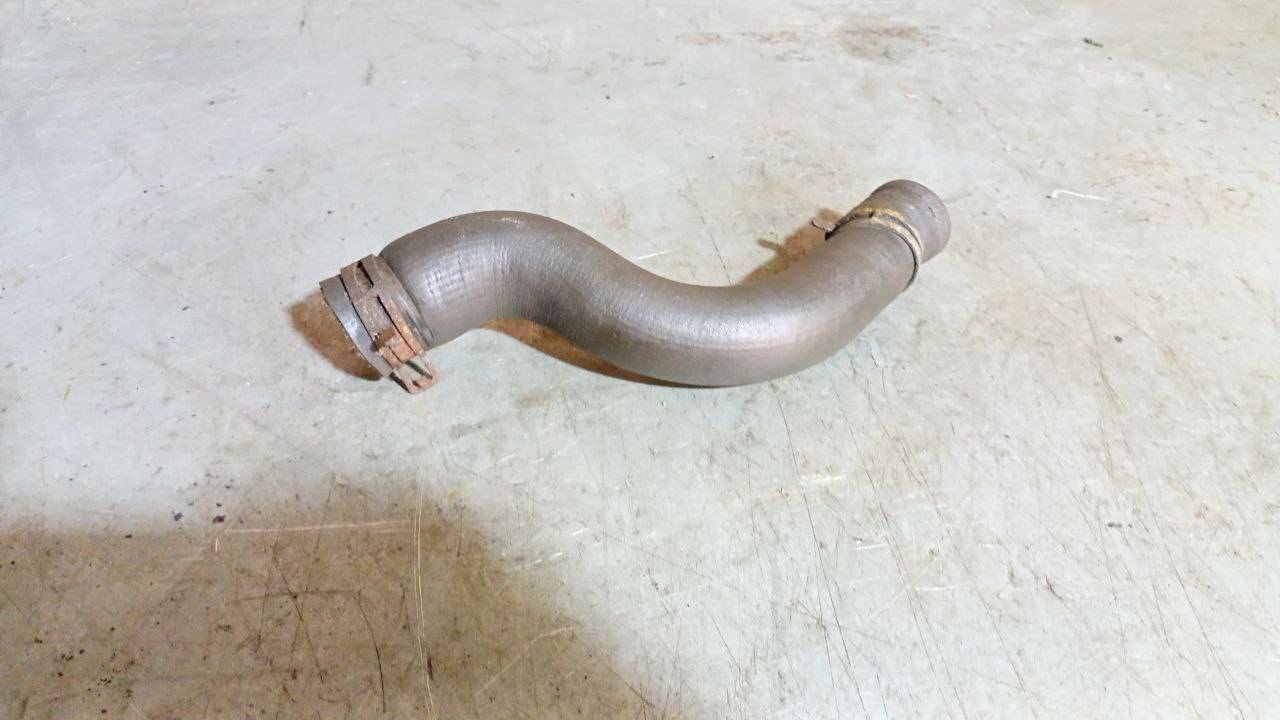 патрубок радиатора Chrysler Voyager 4 поколение (2001 - 2004), 3.8 л., бензин - фото №1