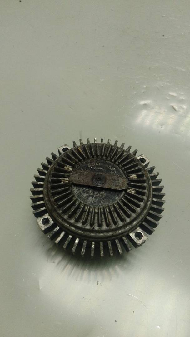 вискомуфта Volkswagen Passat B5 (1996 - 2001), 1.6 л., бензин, 06B121347 - фото №1