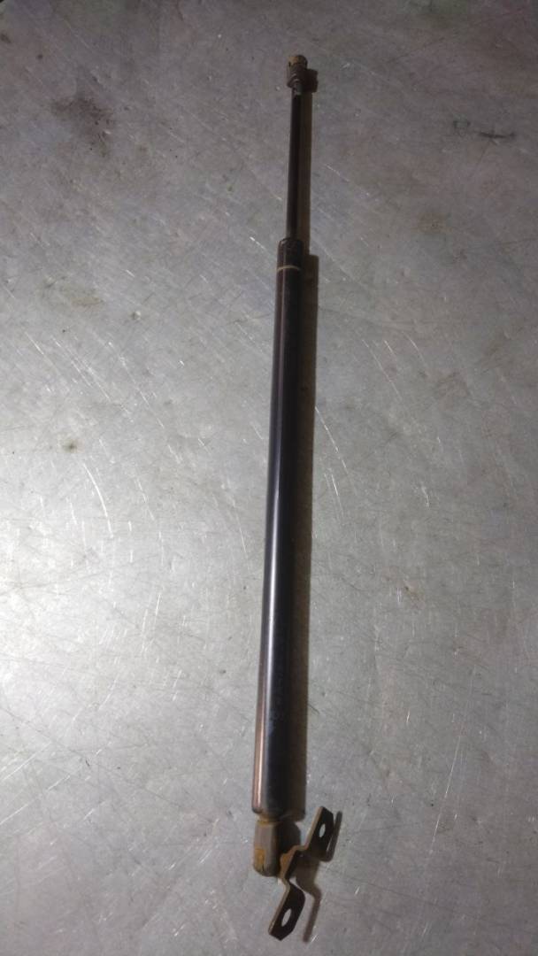 амортизатор крышки багажника (3-5 двери) Chrysler Pacifica 1 поколение (2003 - 2008), 05054246AB - фото №1