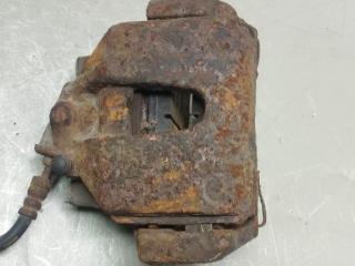 суппорт передний правый Ford Tourneo Connect 1 поколение (2002 - 2009)