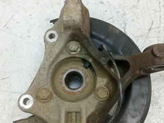 кулак поворотный правый Chevrolet Cruze 1 поколение 2010, 1.8 л., бензин, МКПП, 13384457, 545295466