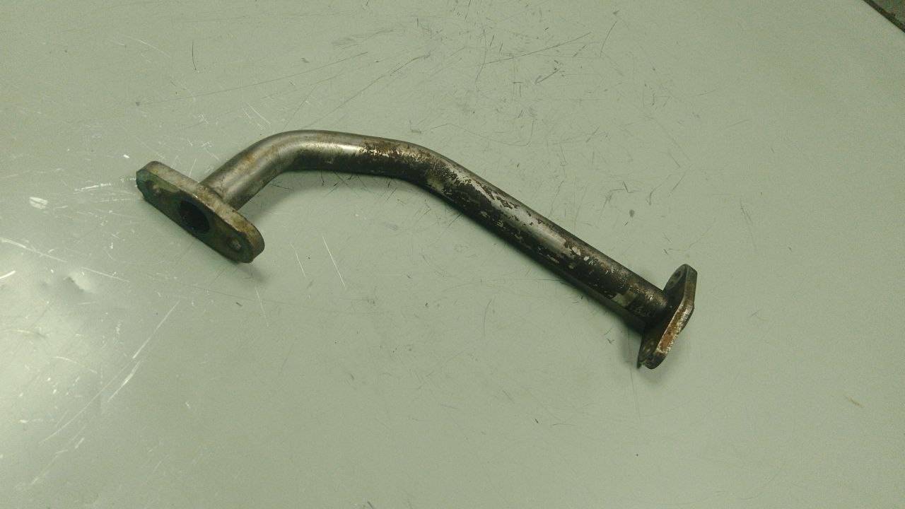 масляная трубка турбины Volkswagen Passat B5 (1996 - 2001), 1.6 л., бензин - фото №1