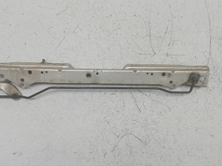 передняя панель крепления облицовки (телевизор) Chevrolet Cruze 1 поколение 2010, 1.8 л., бензин, 13502577