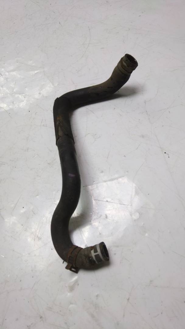 патрубок радиатора Ford Focus 2 поколение (2004 - 2008), 1.8 л., дизель - фото №1