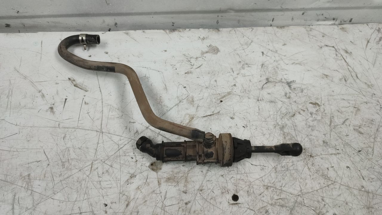 цилиндр сцепления главный Mitsubishi Lancer 10 поколение 2010, 1.8 л., бензин, МКПП - фото №1