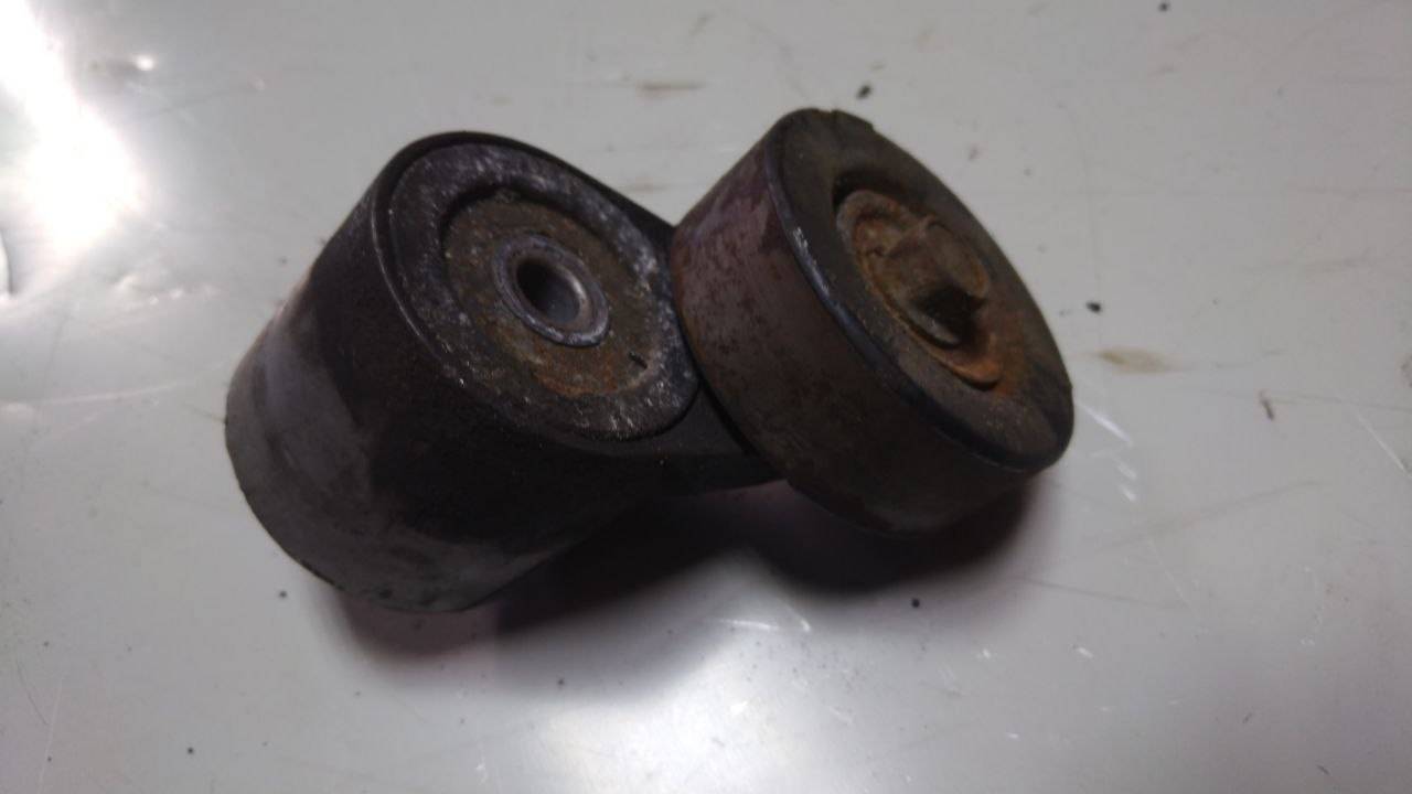 ролик натяжителя Dodge Caravan 4 поколение (2000 - 2007), 2.8 л., дизель, 04861630AB - фото №1