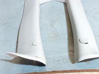 обшивка стойки Chrysler Voyager 4 поколение (2001 - 2004)