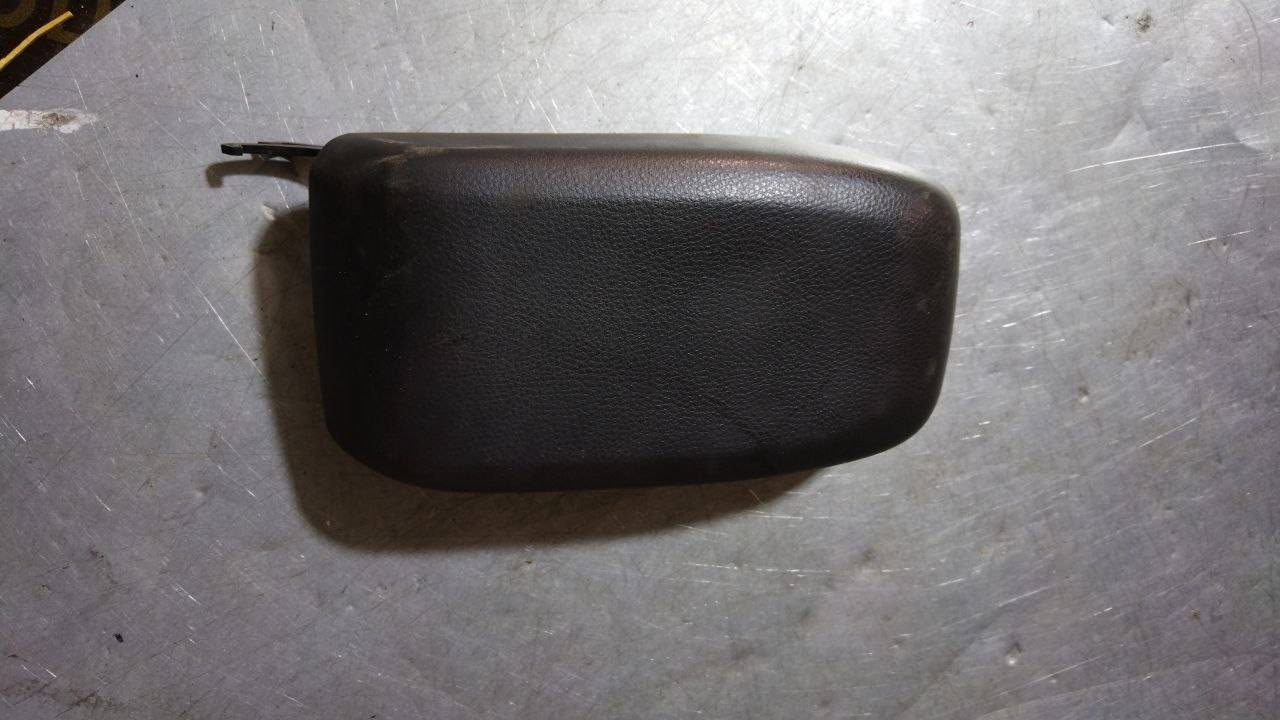 подлокотник Mitsubishi Lancer 9 поколение (2003 - 2010), MR532610 - фото №1