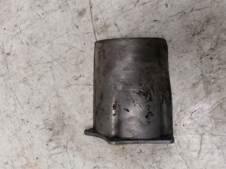 крышка полуоси Volkswagen Passat B5 [рестайлинг] (2000 - 2005), 1.8 л., бензин, МКПП, 4D0407722