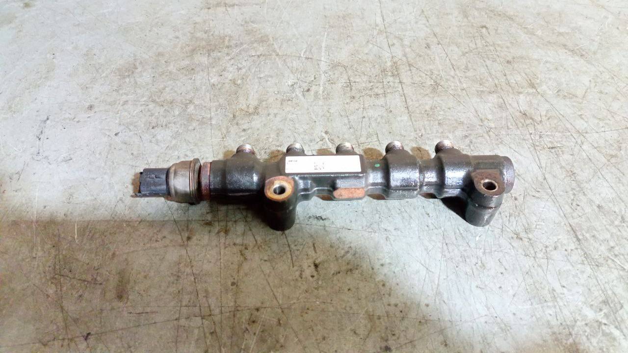 трубка топливная Peugeot 207 1 поколение (2006 - 2009), 1.6 л., дизель, 9654592680, 001002498, 9654590 - фото №1