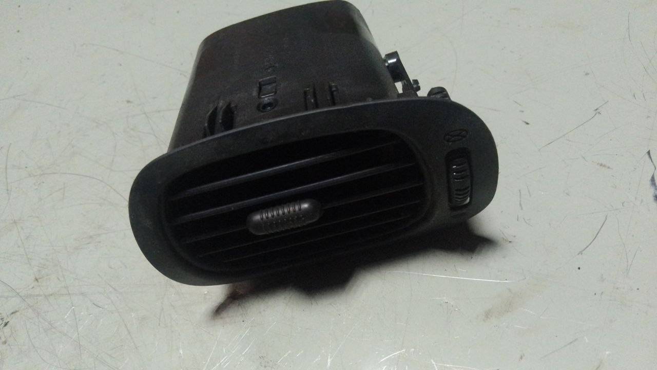 дефлектор обдува салона Chrysler Voyager 4 поколение (2001 - 2004), OSC91TRMAA, 12050 - фото №1