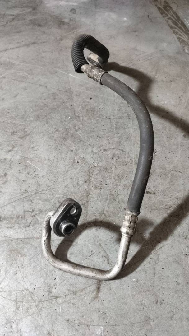 трубка кондиционера Dodge Caravan 4 поколение (2000 - 2007), 3.8 л., бензин, 04677492AC - фото №1