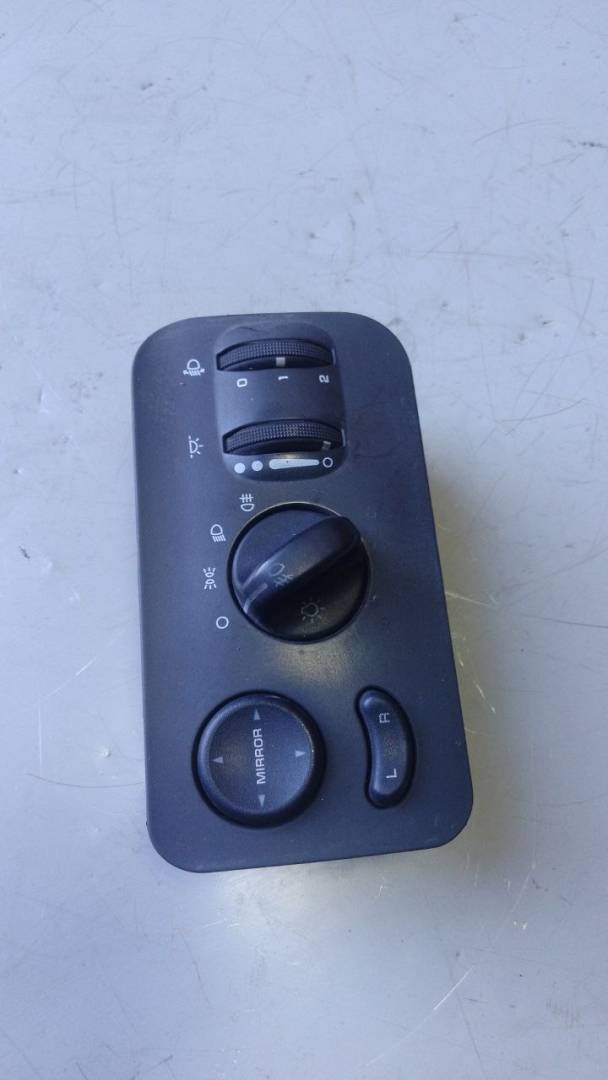 переключатель света Dodge Caravan 4 поколение (2000 - 2007), OYD111DVAE - фото №1