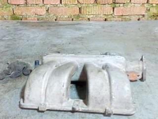 коллектор впускной Dodge Caravan 3 поколение (1995 - 2000), 2.4 л., бензин, 4694392