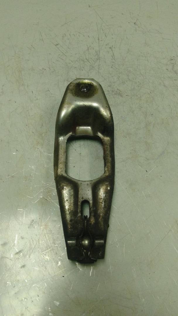 вилка сцепления Volkswagen Passat B5 1997, бензин, МКПП, 012141719B - фото №1