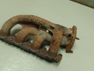 коллектор выпускной Volkswagen Passat B5 1999, 1.8 л., бензин, 058253033A