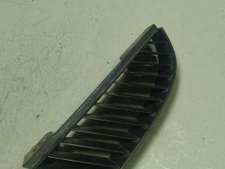 решетка радиатора Mitsubishi Colt 6 поколение (Z20/Z30) (2002 - 2012), MN127773