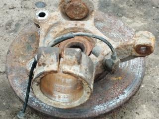 кулак поворотный левый Ford Transit 6 поколение (2000 - 2006)