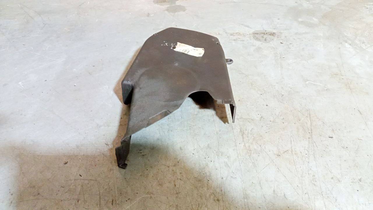 защита (кожух) ремня ГРМ Volkswagen Golf 4 поколение 1999, 1.6 л., бензин, 06A109108B - фото №1