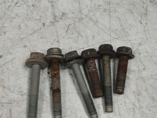 болт Cadillac CTS 1 поколение (2002 - 2007), 2.8 л., бензин, АКПП, задний привод