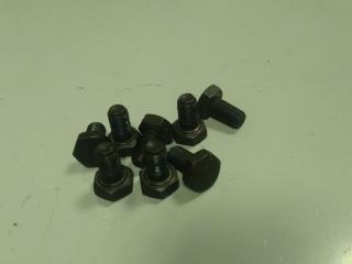 болт двигателя Chrysler Pacifica 1 поколение (2003 - 2008), 3.5 л., бензин