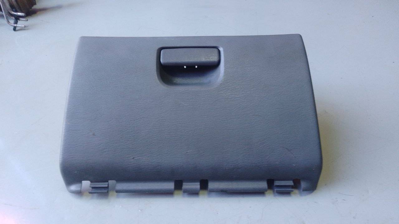 бардачок Dodge Caravan 4 поколение (2000 - 2007) - фото №1