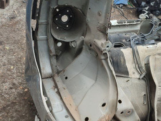 четверть передняя правая Ford Focus 2 поколение [рестайлинг] 2009, 1.8 л., бензин, МКПП