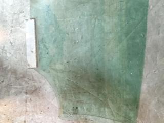 стекло двери задней левой Opel Astra H (2004 - 2007)