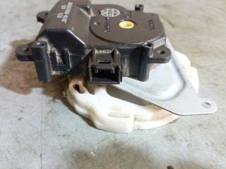 моторчик заслонки печки Toyota Corolla Verso 1 поколение [рестайлинг] (2004 - 2007), AE0637008610