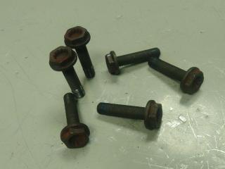 болт двигателя Volkswagen Passat B5 2001, 1.6 л., бензин