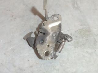 замок капота Toyota Aygo 1 поколение (2005 - 2008)