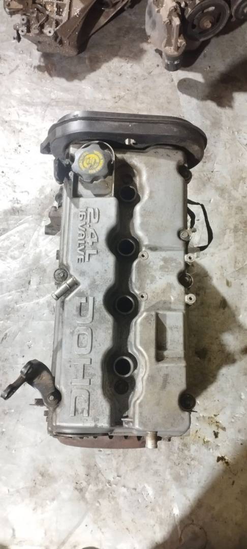 двигатель Dodge Caravan 3 поколение (1995 - 2000), 2.4 л., бензин, 4621443 - фото №1