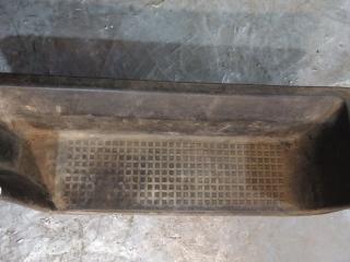 пластик Volkswagen Transporter T4 (1990 - 2003), 705863735A